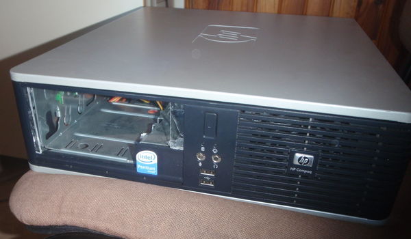 HP Compaq DC5800 front cover