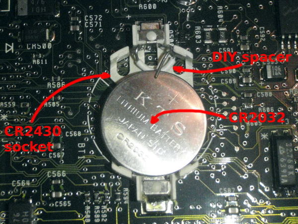 CR2032 inside a CR2430 socket