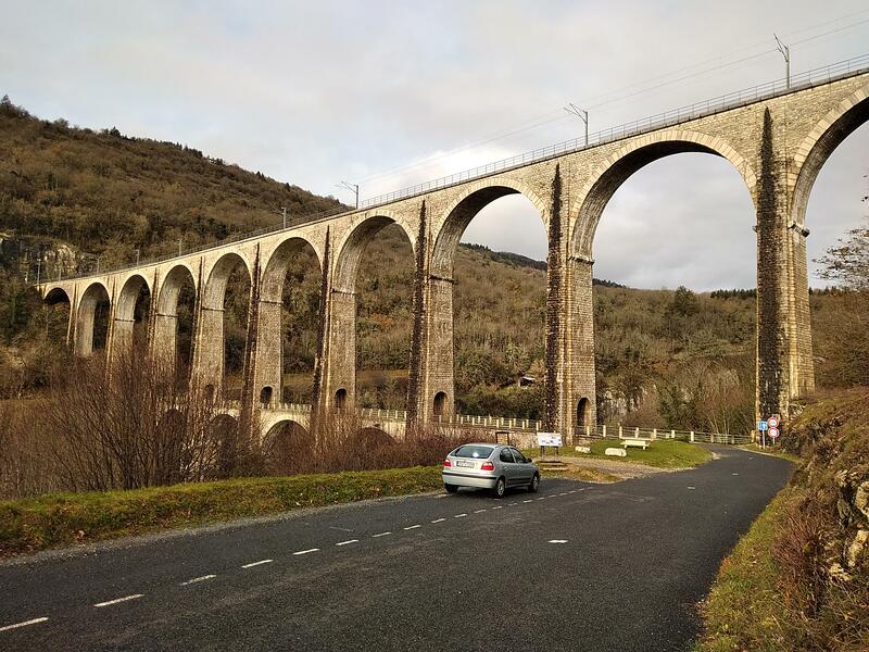 https://monorailc.at/hfr/22/12/choochoo2.jpg