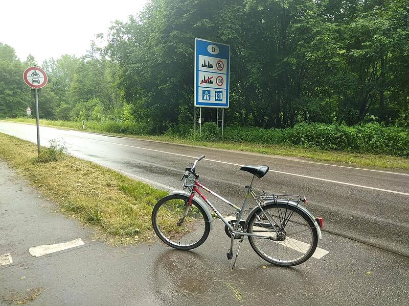 https://monorailc.at/hfr/26/05/fahrrad.jpg